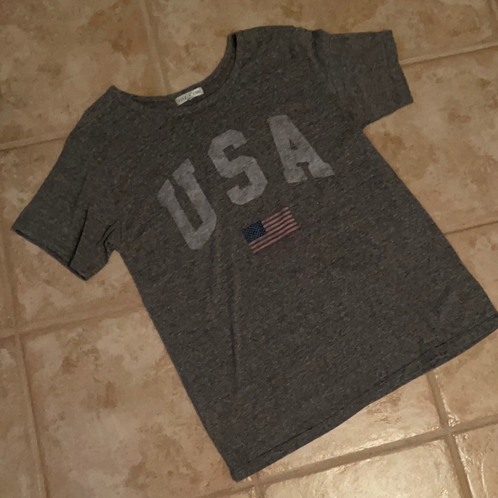 GRAY USA TEE; SIZE L